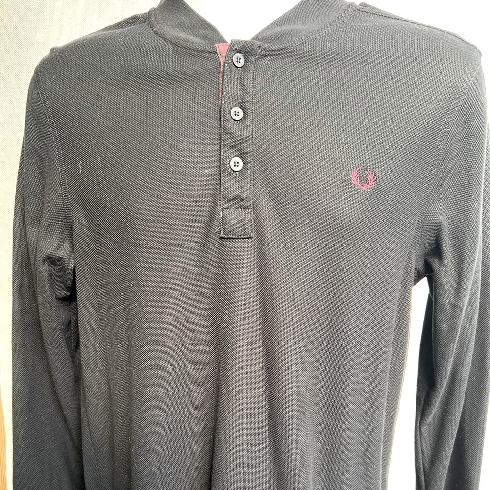 Men’s “Fred Perry” Long Sleeve Shirt
